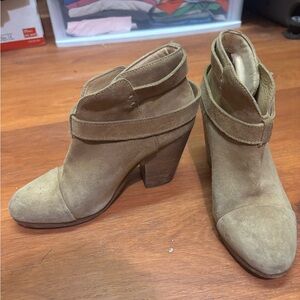 Women's Tan Ankle Boots